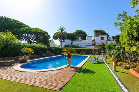 Pool view