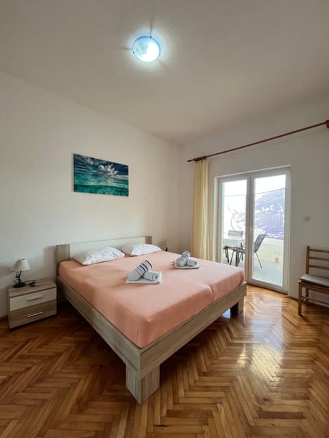 Apartmani "Nikola" Seaview - Ivan Dolac, Hvar Apartment in Dubrovnik-Neretva County