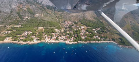 Apartmani "Nikola" Seaview - Ivan Dolac, Hvar Apartment in Dubrovnik-Neretva County