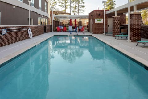 Home2 Suites By Hilton North Charleston University Blvd Hotel in Goose Creek