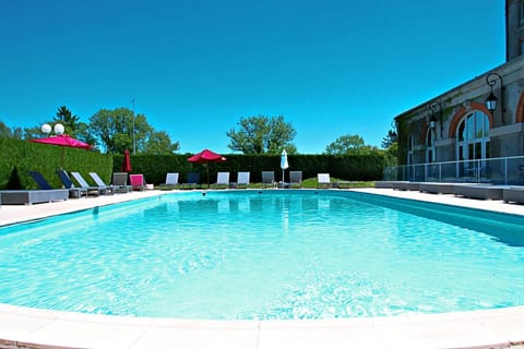 Day, Pool view, Swimming pool, sunbed