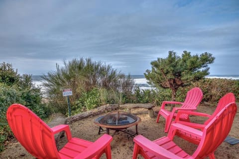 Surfer's View House in Lincoln City