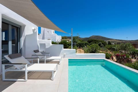 Agkairia´s House Apartment in Paros, Greece