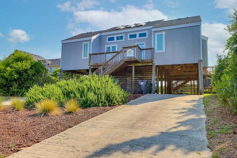 1222 Asher Oceanfront Dune top Deck Haus in Corolla