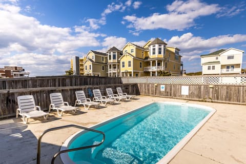 6175 Longview Cottage Oceanfront House in Nags Head