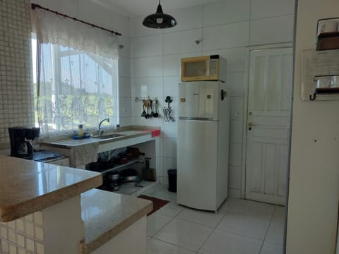 Kitchen or kitchenette, Communal kitchen, kitchen