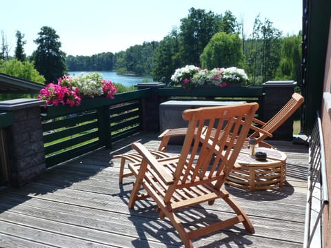 Balcony/Terrace, Lake view