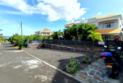 Tulsi Apartment & Studio Condo in Mauritius
