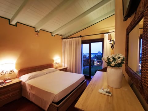 Balcony/Terrace, Photo of the whole room, Garden view, Sea view