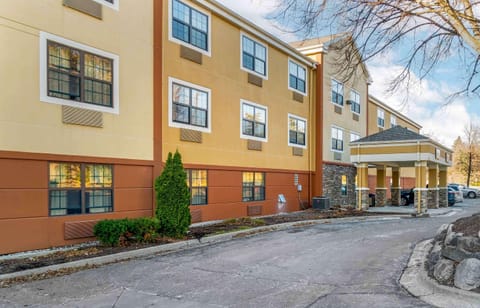 Extended Stay America Select Suites - Detroit - Farmington Hills Hôtel in Farmington Hills