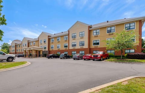 Extended Stay America Suites - Charlotte - University Place Hotel in Charlotte