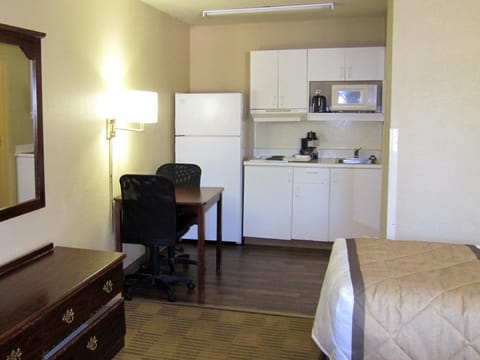 Extended Stay America Select Suites - Nashville - Airport Hotel in Nashville