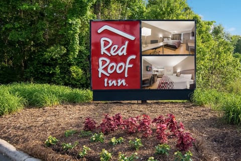 Red Roof Inn Durham - Triangle Park Motel in Cedar Fork