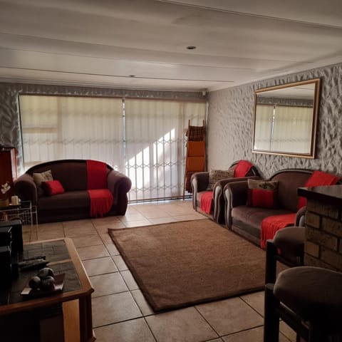 Home Away From Home Haus in Port Elizabeth
