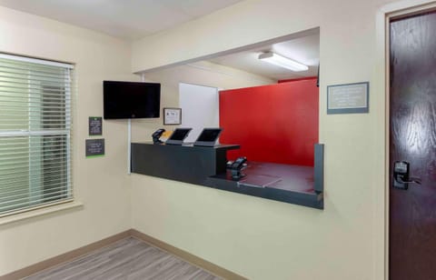 Extended Stay America Select Suites - Durham - University Hotel in Durham