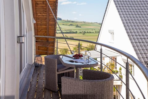 Natural landscape, Balcony/Terrace, Mountain view