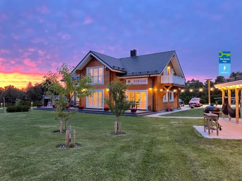 Property building, Garden, Garden view, Sunset