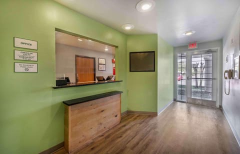 Extended Stay America Select Suites - Orlando - Sanford - Airport Hotel in Sanford