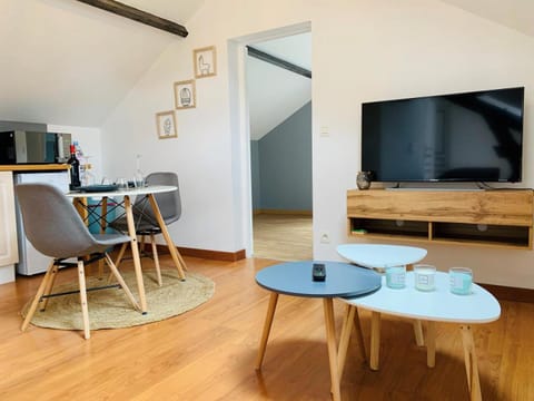 Appartement au style scandinave - pour deux personnes proche de Chartres Apartment in Île-de-France