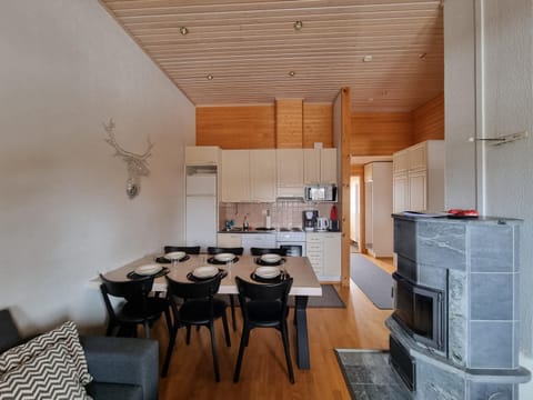 Kuukkeli Apartments Suite Condo in Lapland
