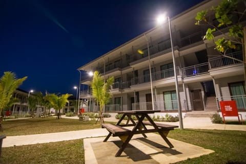 Night, Garden view