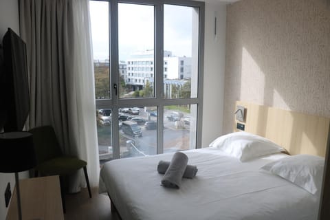 Property building, Photo of the whole room, Bedroom