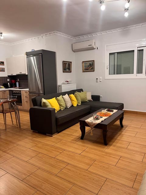 KONTIS' Luxury Detached house near the sea House in Euboea