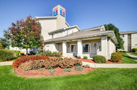 Studio 6-Fishers, IN - Indianapolis Hotel in Fishers