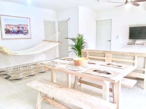 Living room, Dining area