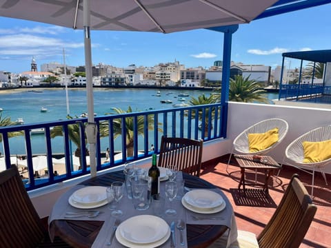 Balcony/Terrace, Seating area, Dining area, Sea view