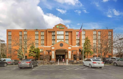 Extended Stay America Premier Suites - Cleveland - Independence Hotel in Independence