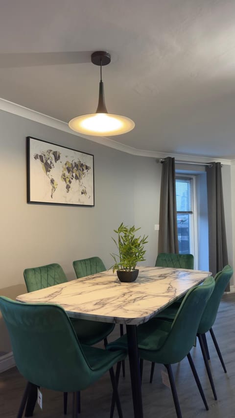 Bookbinders Apartments Leeds City Centre Apartment in Leeds