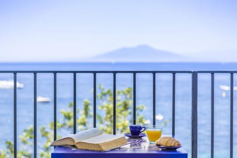 Blue View Capri Apartment Condo in Marina Grande