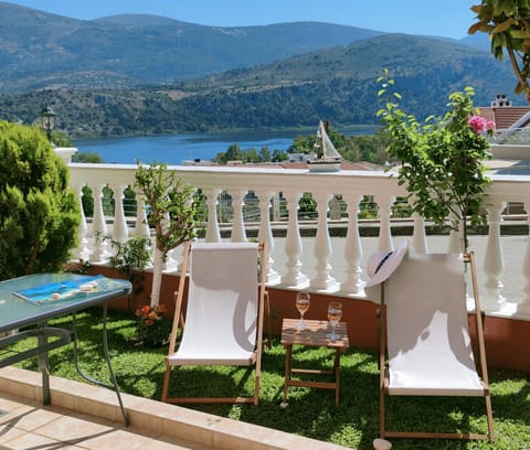 Garden, Lake view, Mountain view