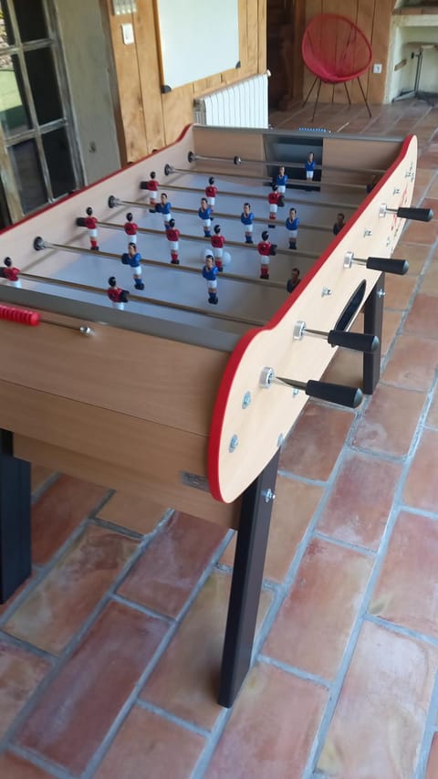 Game Room, Game Room