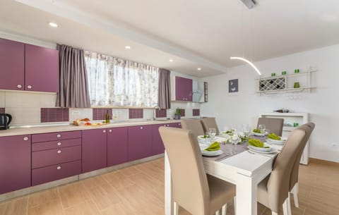 Apartment Kata with Private Pool Copropriété in Istria County