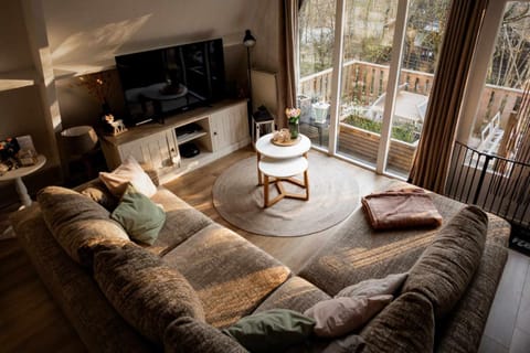 Het Hertenbos Chalet 136 - Bos- Groene Oase- Rustmoment- Zwembad Chalet in Wallonia, Belgium