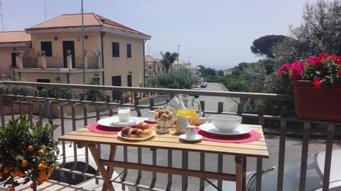 Balcony/Terrace, Breakfast