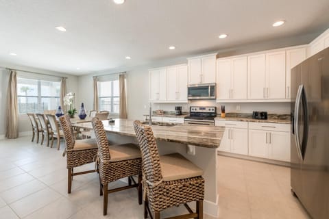 Lovely Home by Rentyl Near Disney with Private Pool, Pool Table, Wet Bar & Resort Amenities - 300F Maison in Four Corners