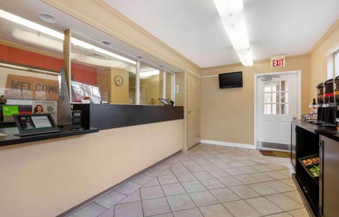 Extended Stay America Suites Washington DC Germantown Town Center Hotel in Germantown