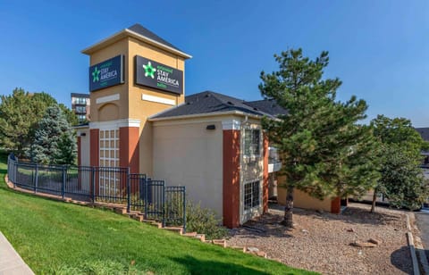 Extended Stay America Suites - Denver - Tech Center South - Inverness Hotel in Centennial