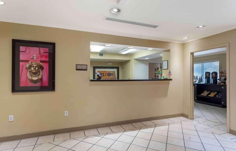 Extended Stay America Suites - Memphis - Airport Hotel in Memphis