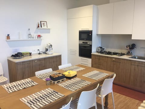 Dining area, Communal kitchen