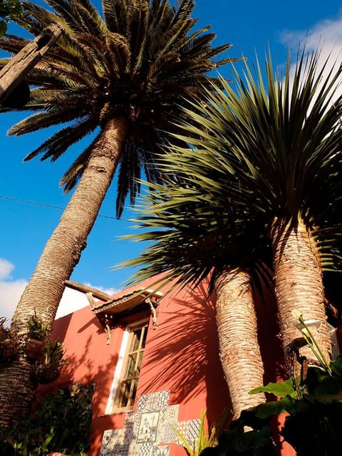 EL LAGAR DEL NORTE House in El Hierro