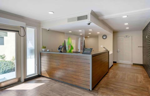 Extended Stay America Suites - San Francisco - San Mateo - SFO Hotel in San Mateo