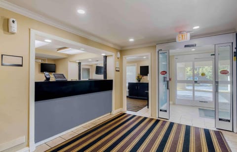Extended Stay America Suites - Boston - Waltham - 52 4th Ave Hotel in Waltham