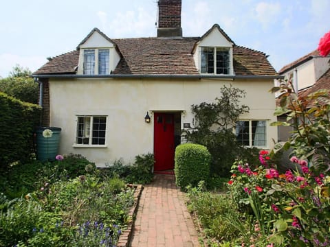 Box Cottage Maison in Borough of Swale