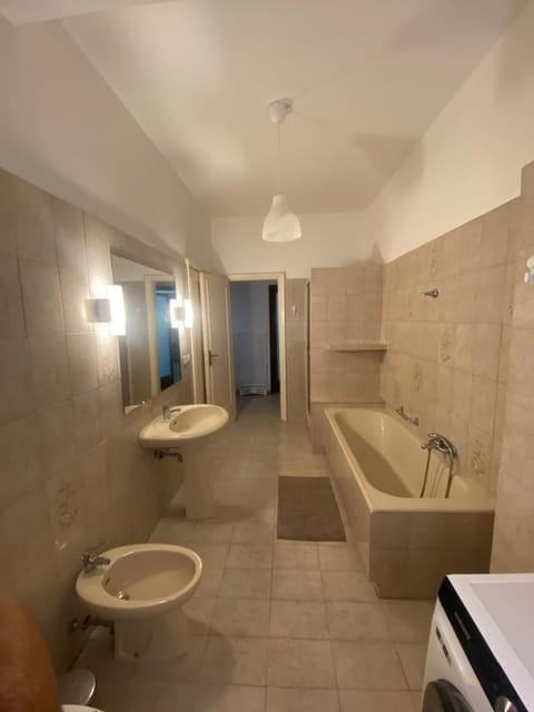 APPARTAMENTO CENTRALE SANTA MARINELLA Apartment in Lazio