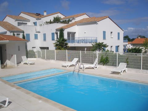 Appartement tout confort dans résidence avec piscine Eigentumswohnung in Vaux-sur-Mer