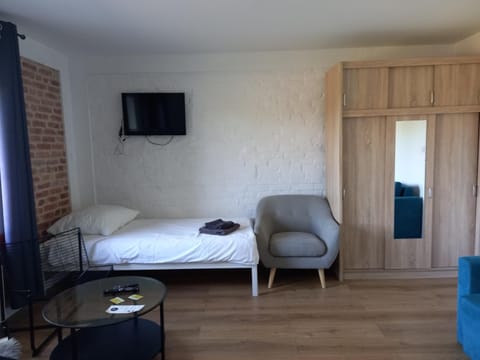 Leon's Rooms Condo in Lower Silesian Voivodeship